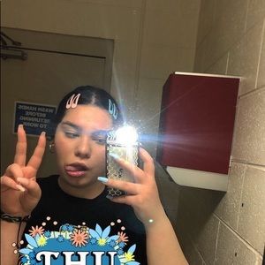 Meet your Posher, Amirah